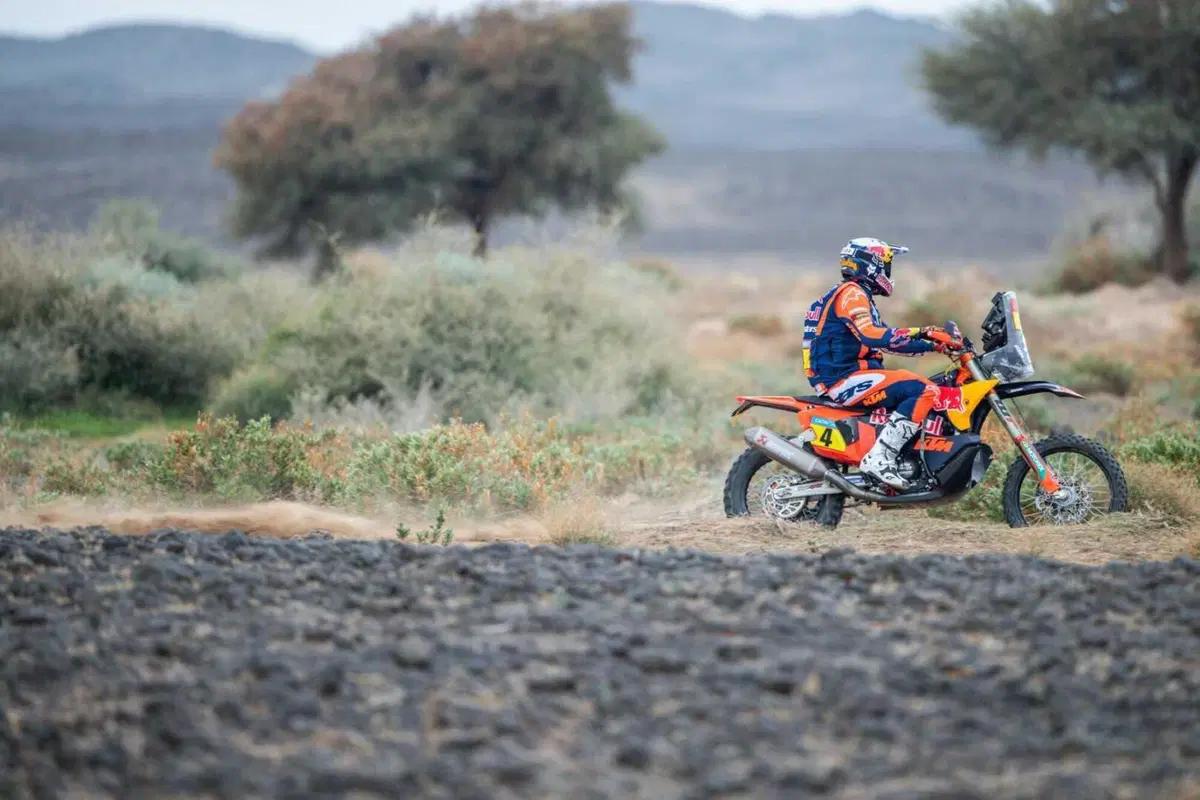 Dakar 2025. T5, Si chiude la Marathon e la prima parte della Dakar. In testa Sanders, KTM, e Lategan, Toyota [VIDEO] (22)