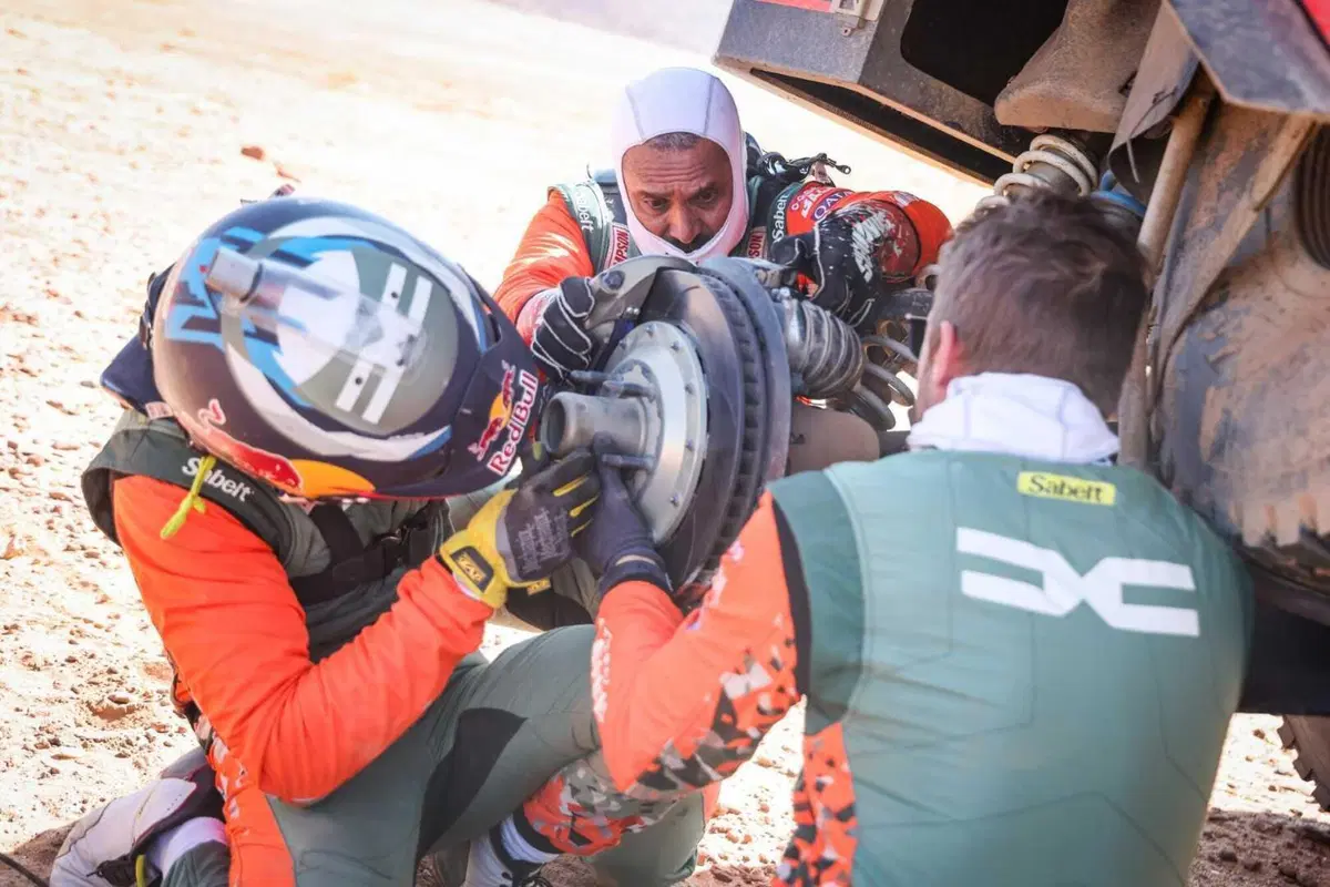 Dakar 2025. T5, Si chiude la Marathon e la prima parte della Dakar. In testa Sanders, KTM, e Lategan, Toyota [VIDEO] (26)