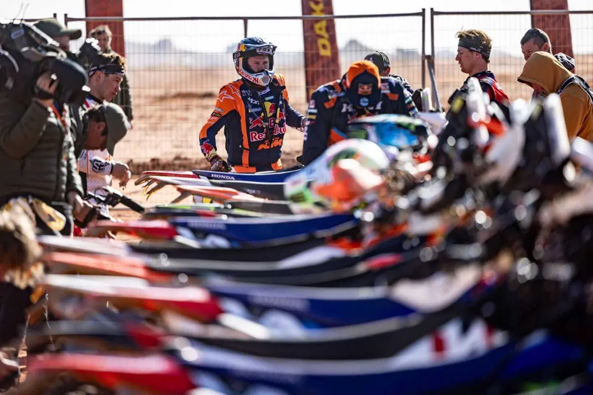 Dakar 2025. T5, Si chiude la Marathon e la prima parte della Dakar. In testa Sanders, KTM, e Lategan, Toyota [VIDEO] (31)
