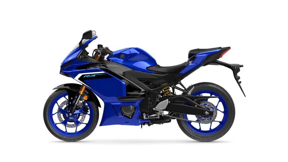 Yamaha YZF R3 (2025) (2)