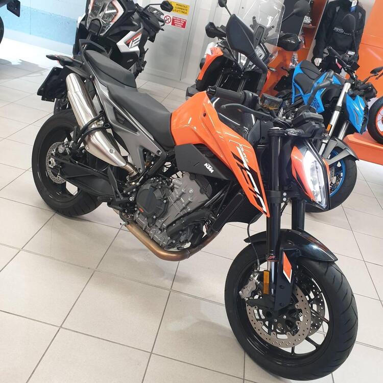 KTM 790 Duke L (2023 - 24)