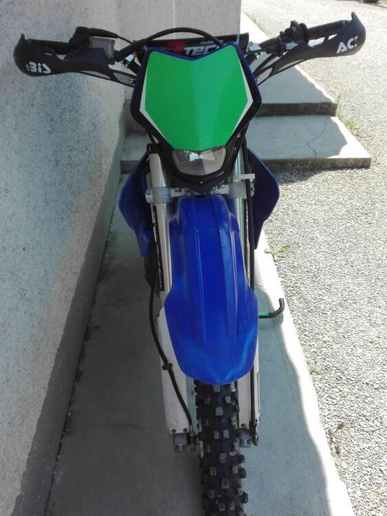 Yamaha YZ 125 (2004)