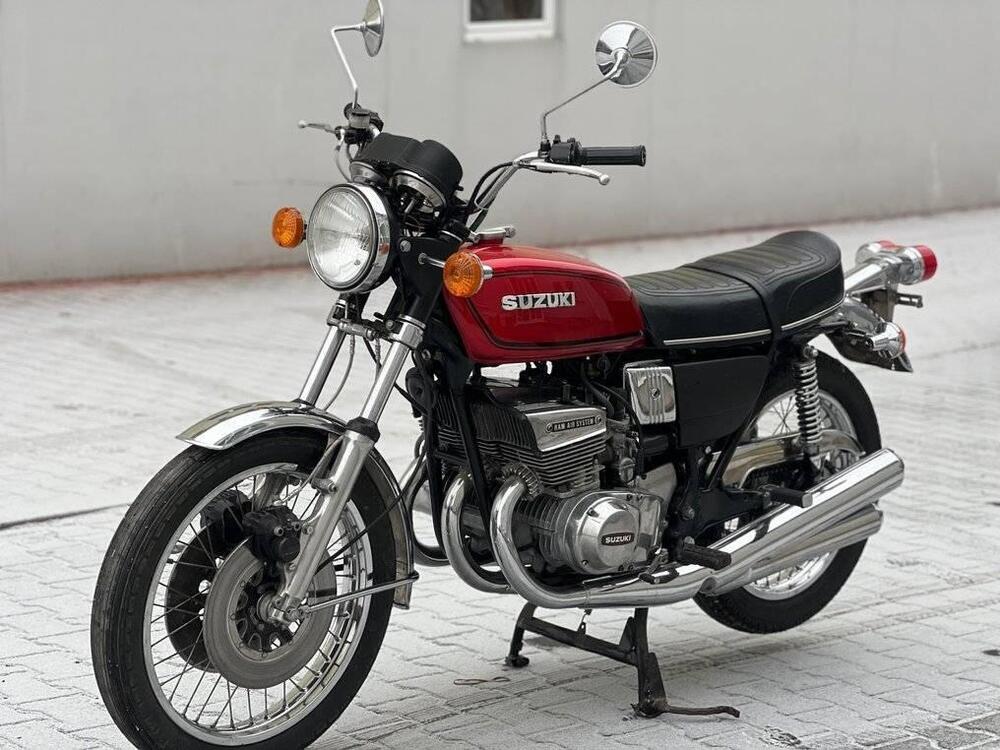 Suzuki GT 550 (3)