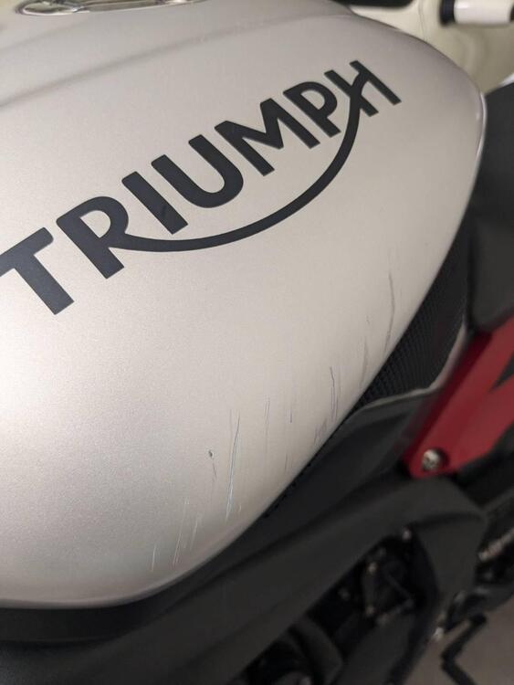 Triumph Street Triple RX ABS (2016 - 17) (5)