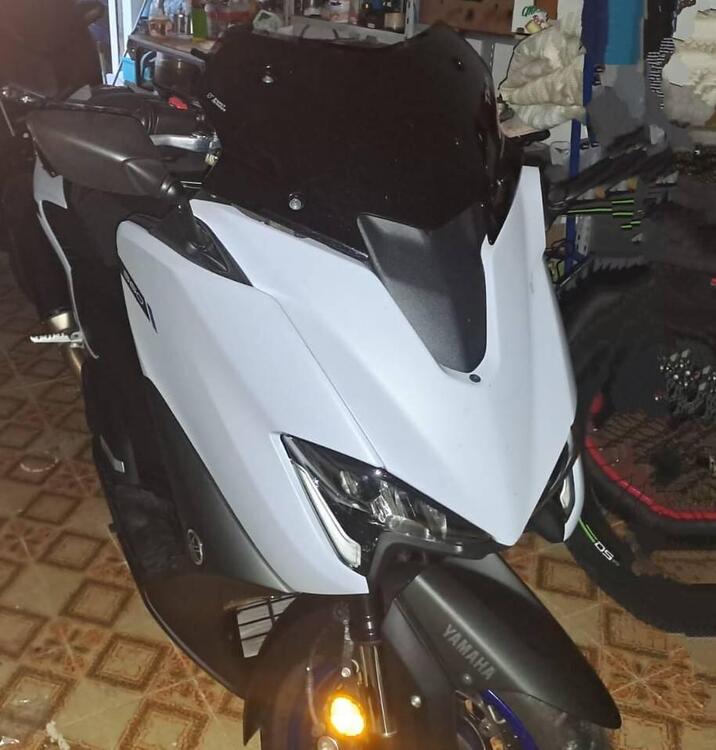 Yamaha T-Max 560 (2022 - 24) (2)