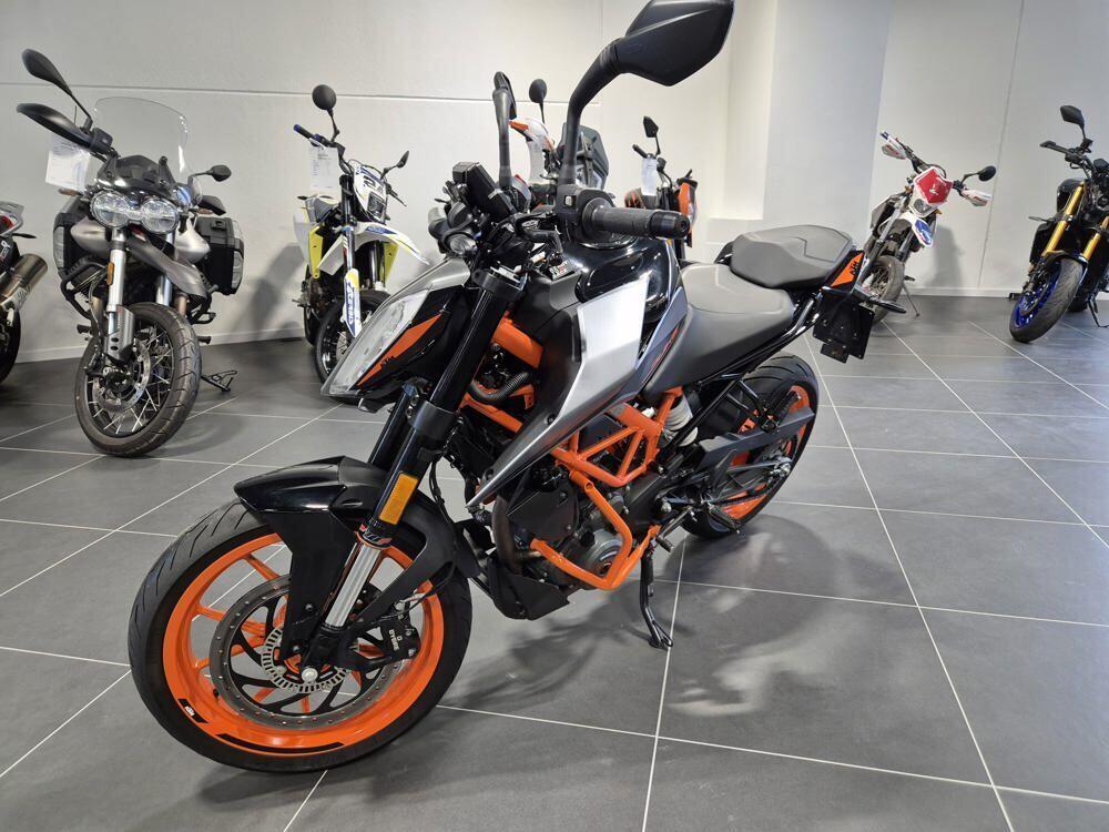 KTM 390 Duke (2021 - 23) (2)