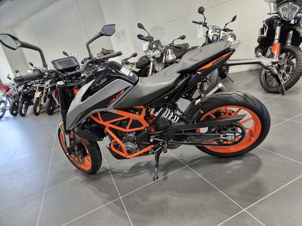 KTM 390 Duke (2021 - 23) (5)