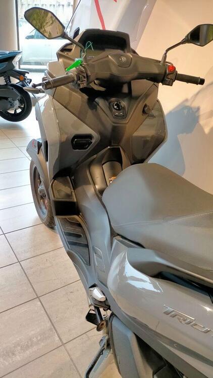 Yamaha Tricity 300 (2021 - 25) (5)