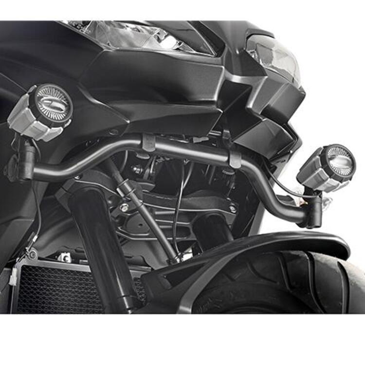 Givi LS2139 Kit attacchi per faretti S310 o S322 p