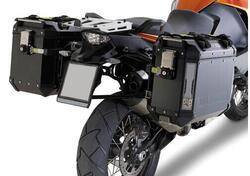 Portavaligie laterale Givi per Outback per KTM