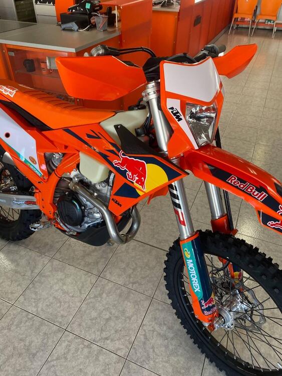 KTM 500 EXC-F Champion Edition (2025) (2)