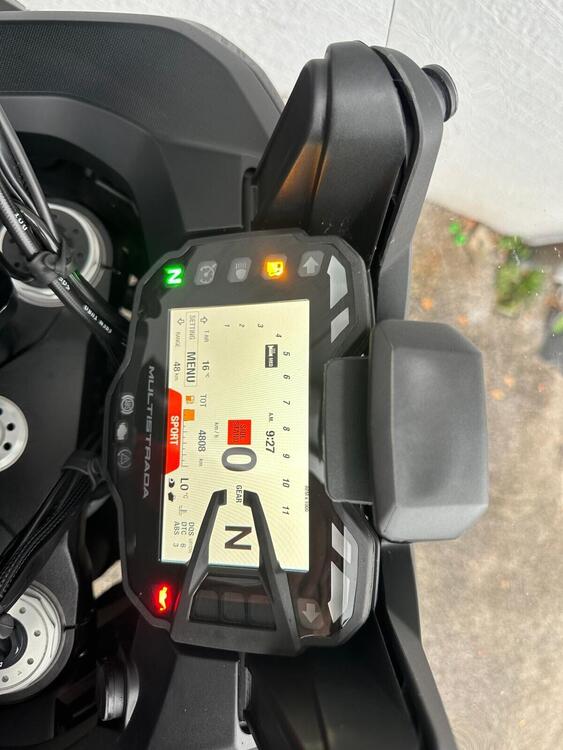 Ducati Multistrada V2 S (2022 - 24) (3)