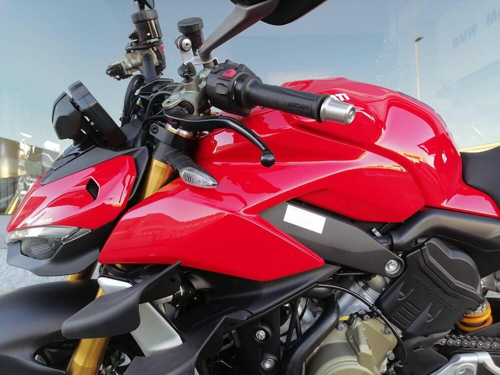 Ducati Streetfighter V4 1100 S (2021 - 22) (2)