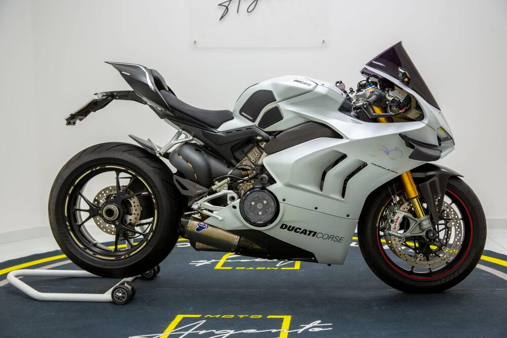 Ducati Panigale V4 S 1100 (2018 - 19) (2)