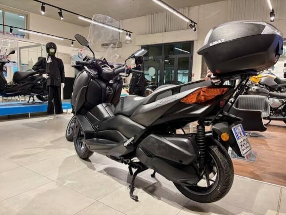 Yamaha X-Max 300 (2021 - 24) (3)