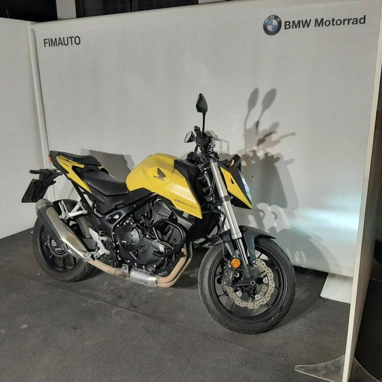 Honda CB 750 Hornet (2023 - 24) (5)