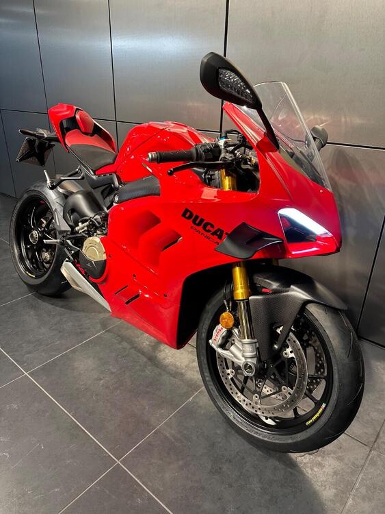 Ducati Panigale V4 S (2022 - 24) (3)