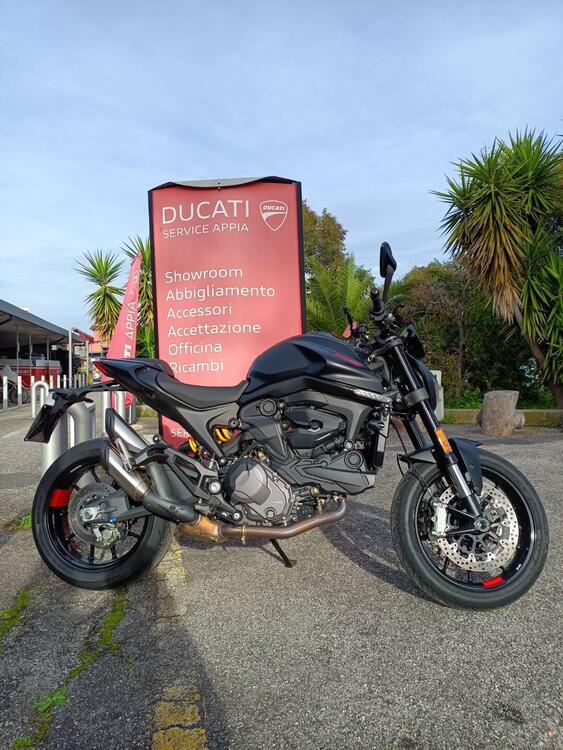 Ducati Monster 937 + (2021 - 25)