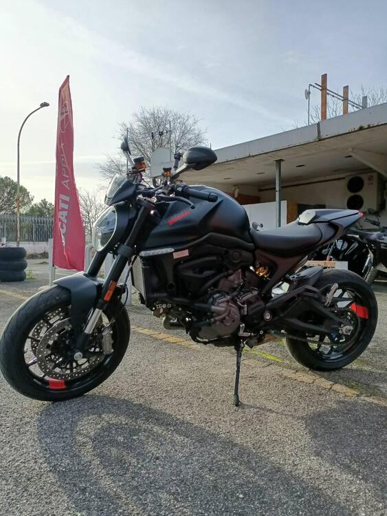 Ducati Monster 937 + (2021 - 25) (2)