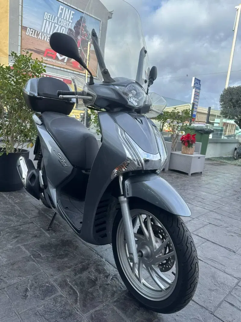 Honda SH 150i ABS (2013 - 16) (2)