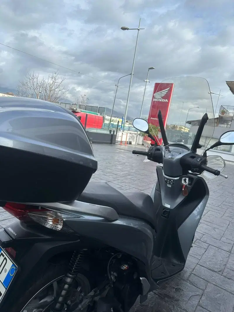 Honda SH 150i ABS (2013 - 16) (6)