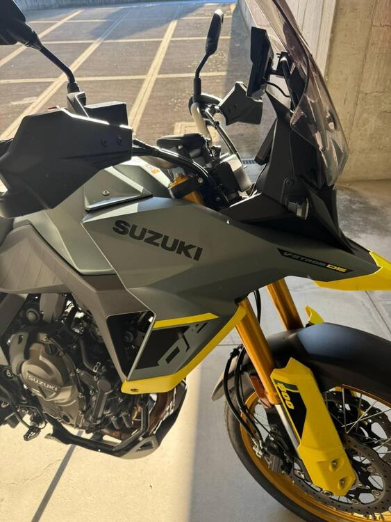 Suzuki V-Strom 800DE (2023 - 25)