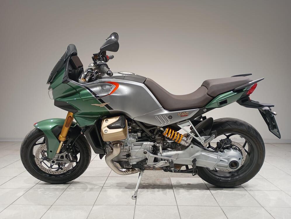 Moto Guzzi V100 Mandello (2023 - 24) (2)