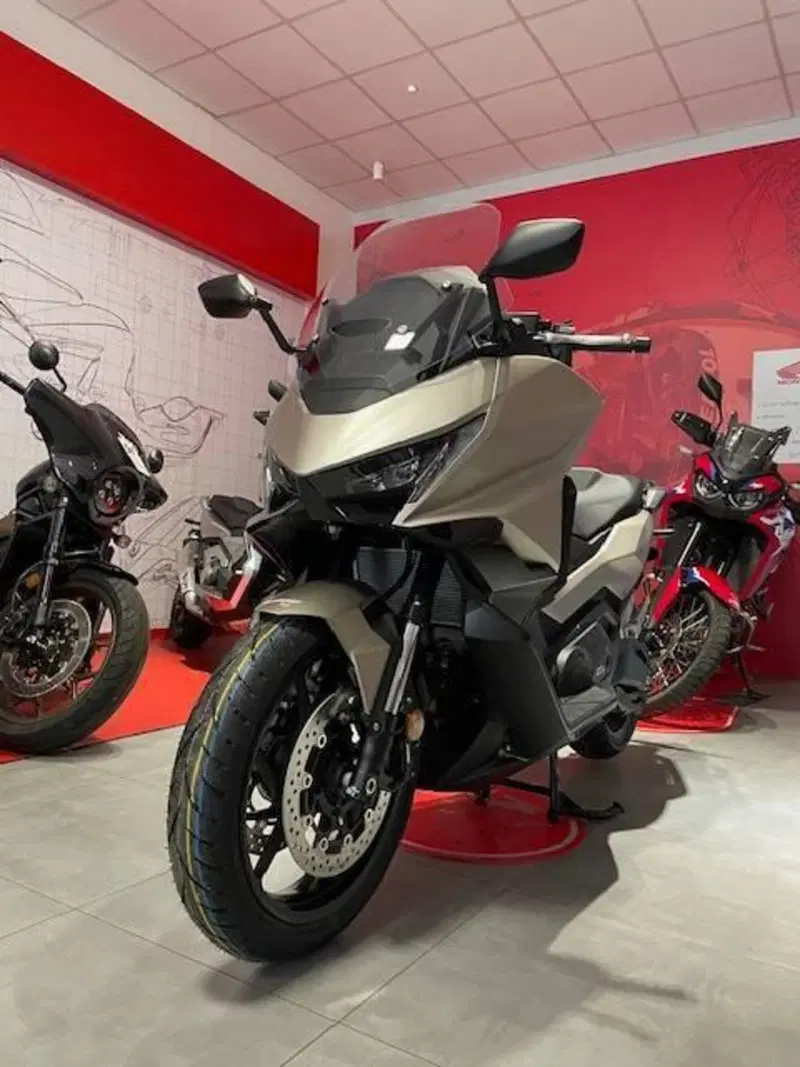 Honda Forza 750 (2025 - 26)