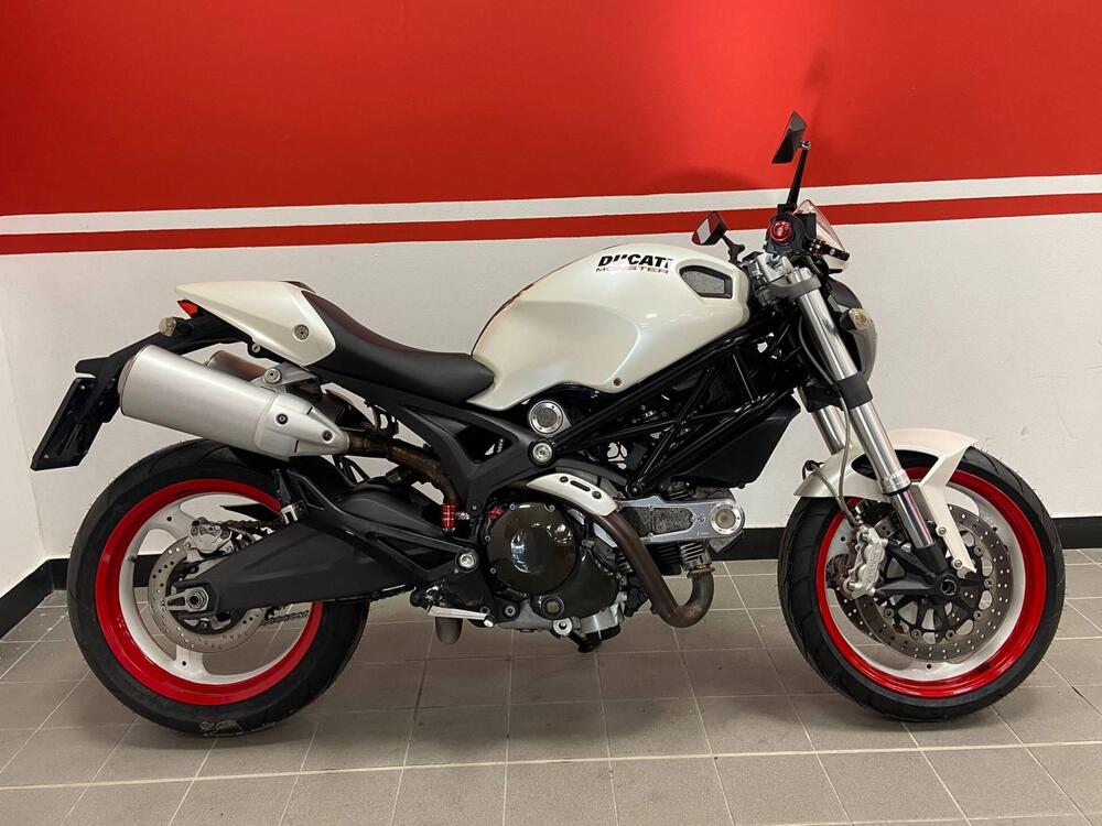 Ducati Monster 696 Plus (2007 - 14)