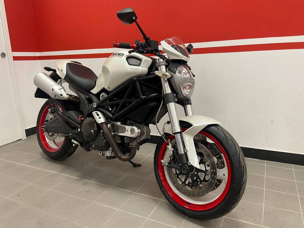 Ducati Monster 696 Plus (2007 - 14) (5)