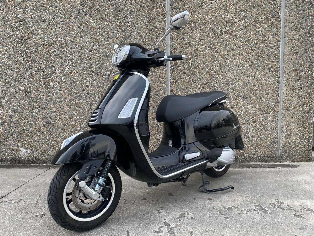 Vespa GTS 300 Super (2023 - 24) (3)