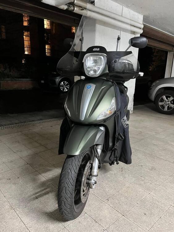 Piaggio Beverly 350 SportTouring ie ABS (2011 - 17)