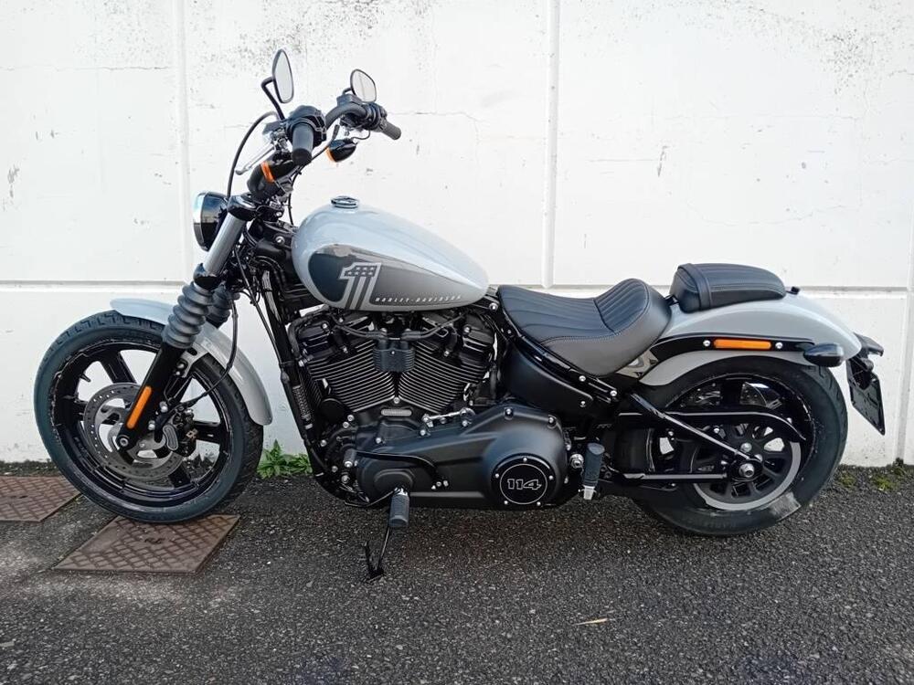 Harley-Davidson Street Bob 114 (2021 - 25) (2)