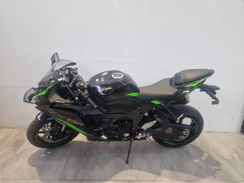 Kawasaki Ninja 636 ZX-6R (2024 - 25) (2)