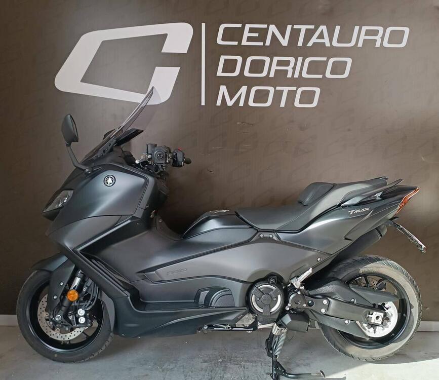 Yamaha T-Max 560 (2022 - 24)