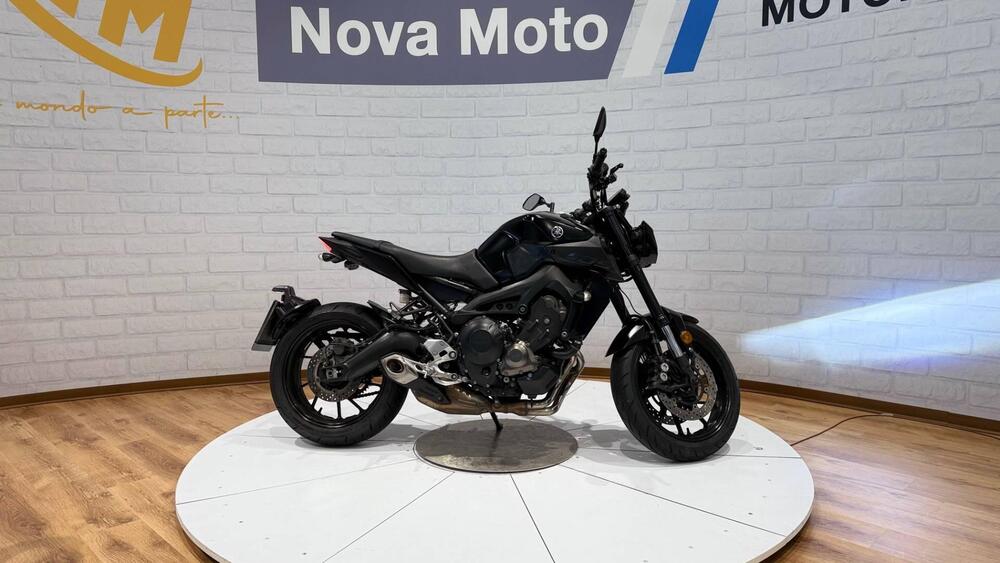 Yamaha MT-09 (2017 - 20) (4)