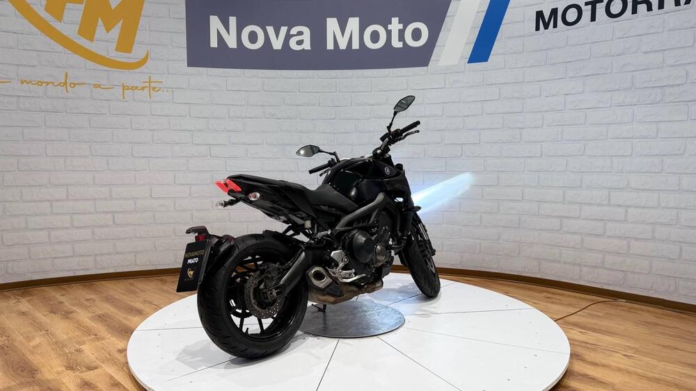 Yamaha MT-09 (2017 - 20) (3)