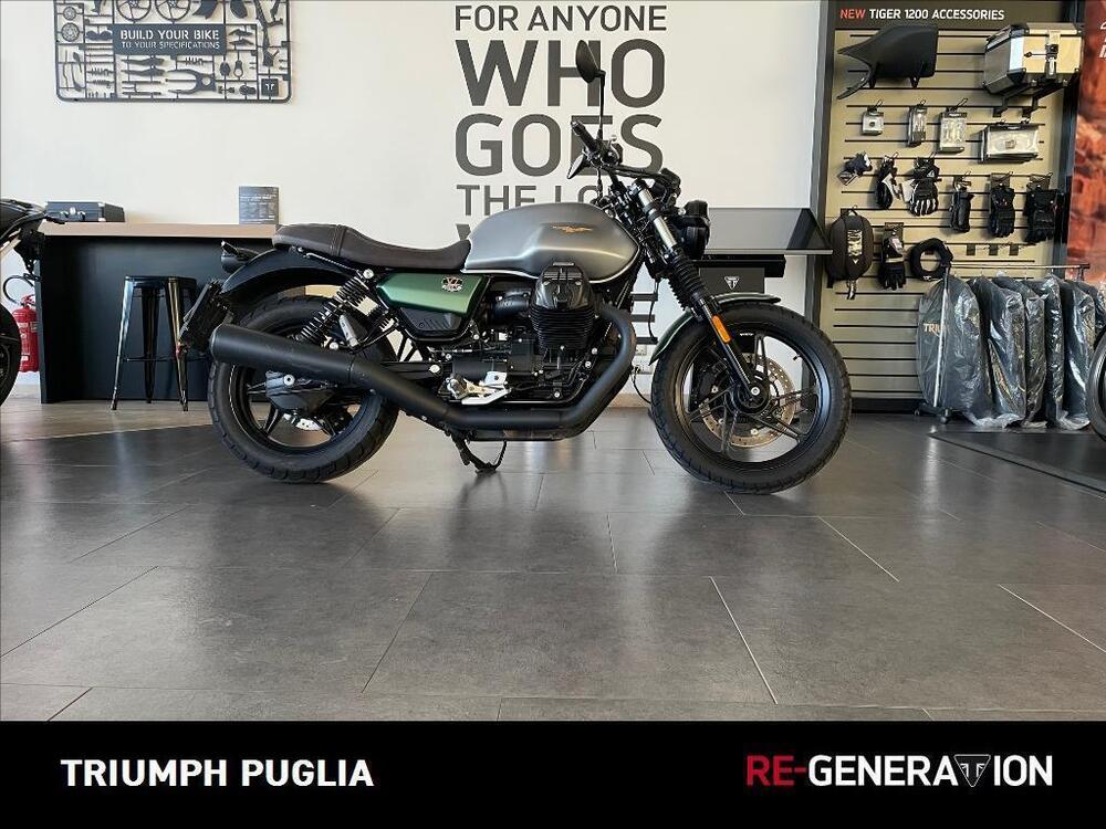 Moto Guzzi V7 Stone Centenario (2021 - 22) (4)