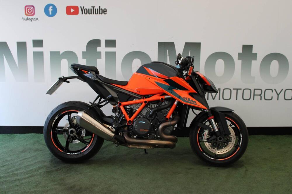 KTM 1290 Super Duke R (2020)