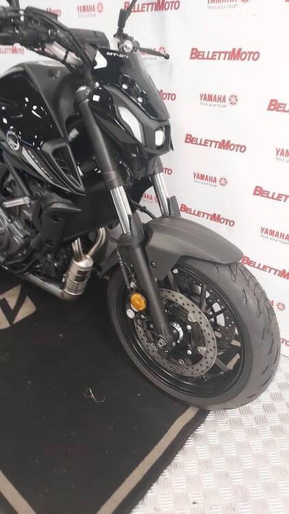 Yamaha MT-07 Pure (2023 - 25) (4)