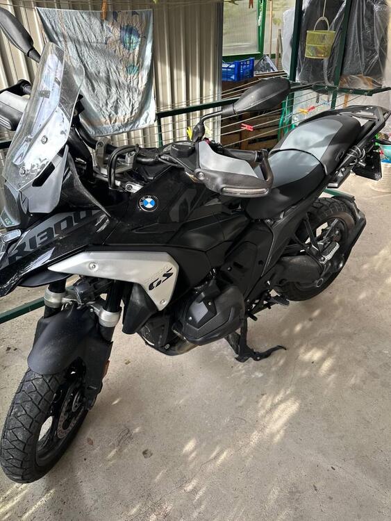 Bmw R 1300 GS Triple Black (2023 - 25) (3)