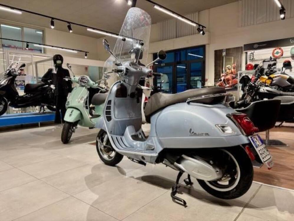 Vespa GTS 300 Hpe (2021 - 22) (3)