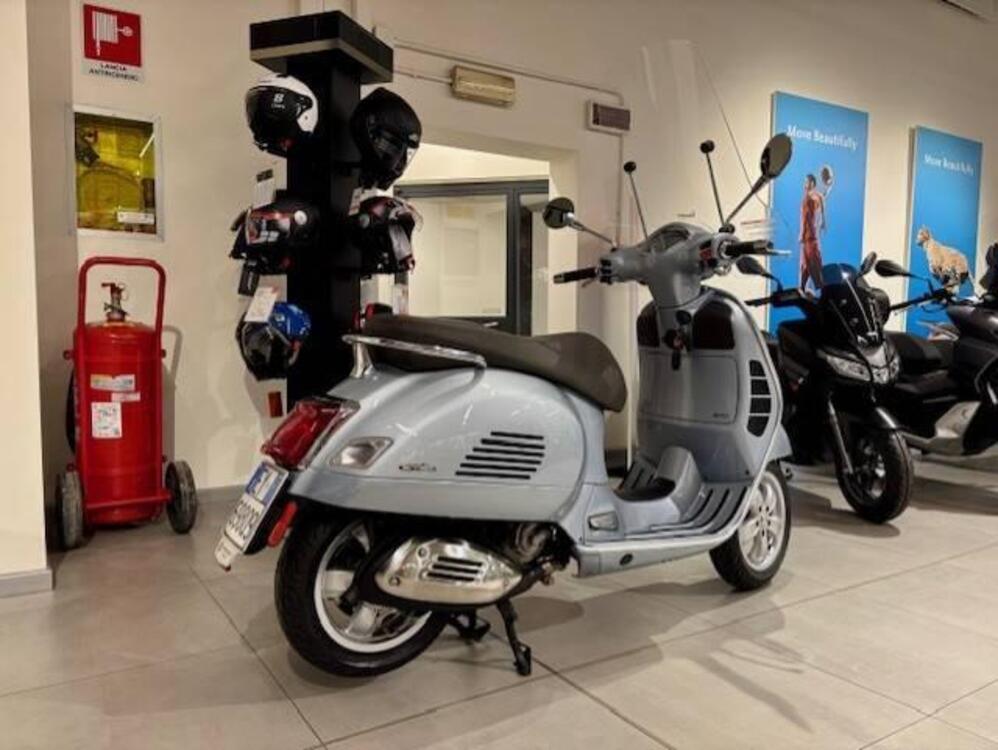 Vespa GTS 300 Hpe (2021 - 22) (5)