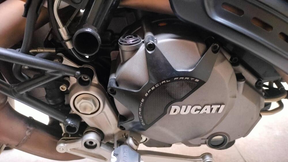 Ducati Hypermotard 950 RVE (2020) (2)