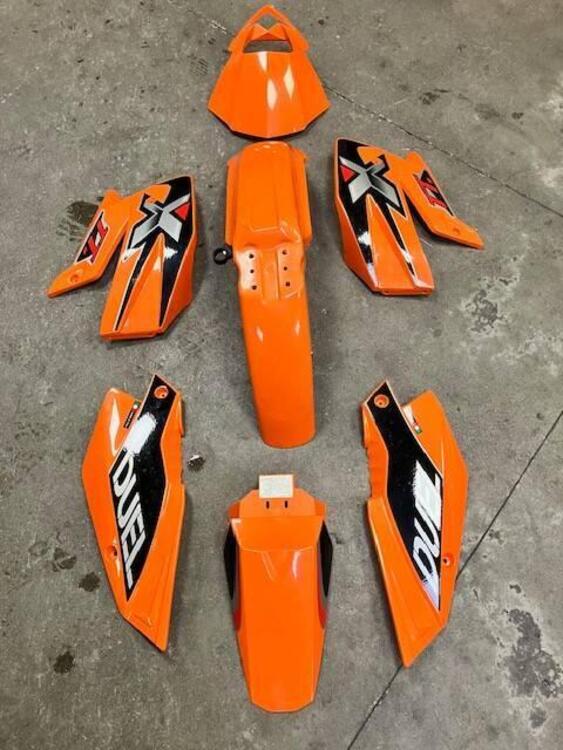 Kit plastiche arancio NUOVE ! Roxon-Nox 50cc. Due (3)