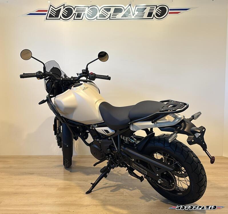 Royal Enfield Himalayan 450 (2024 - 25) (3)