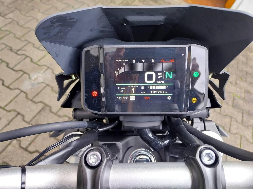 Yamaha MT-09 (2021 - 23) (5)