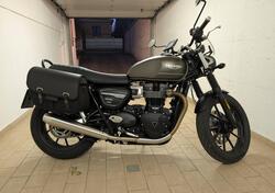 Triumph Speed Twin 900 (2023 - 24) usata