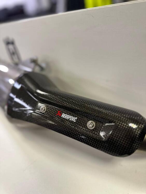 SCARICO AKRAPOVIC PER KTM 390 ADVENTURE (3)