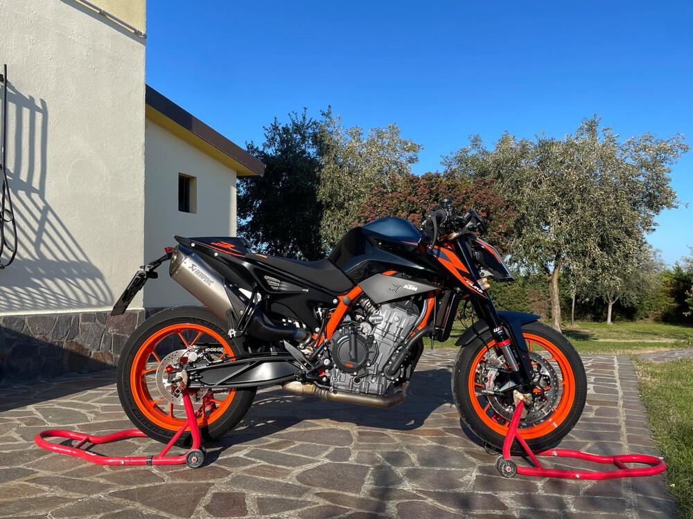 KTM 890 Duke R (2022 - 23) (2)